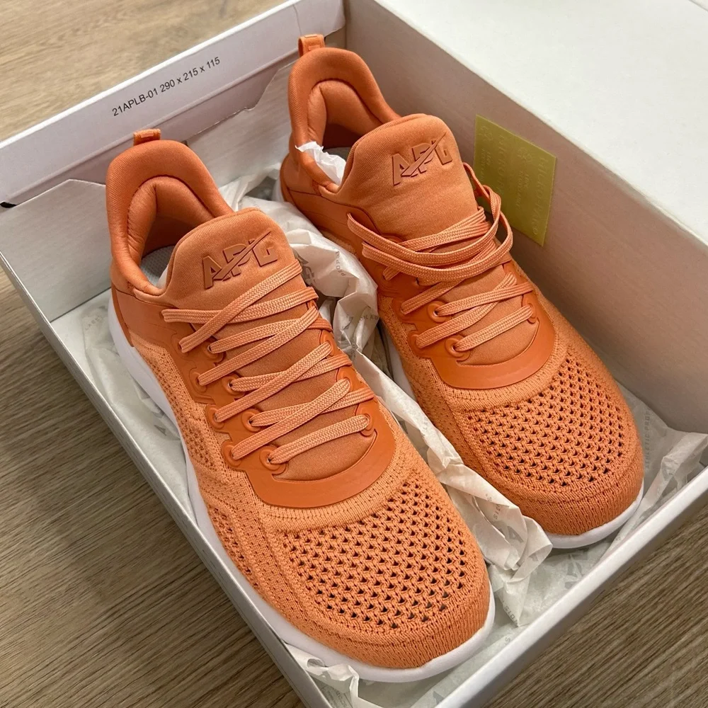 NEW APL Techloom Tracer Lace Up Sneaker in Terracotta White 7.5